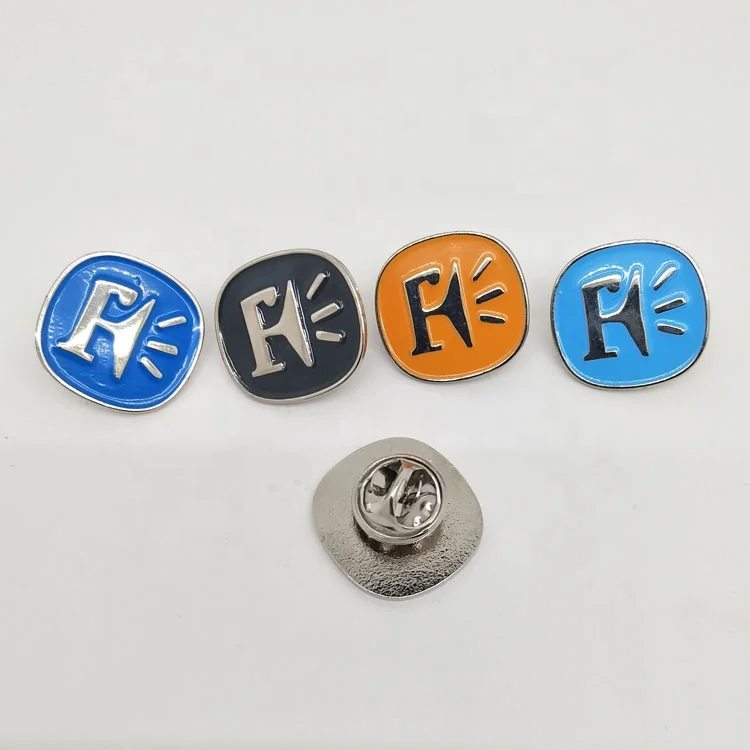 Manufacturer OEM Promotional Gift id Custom Enamel Brooch Holder Customized Fabric Embroidery Badge Button Football Pin Badges