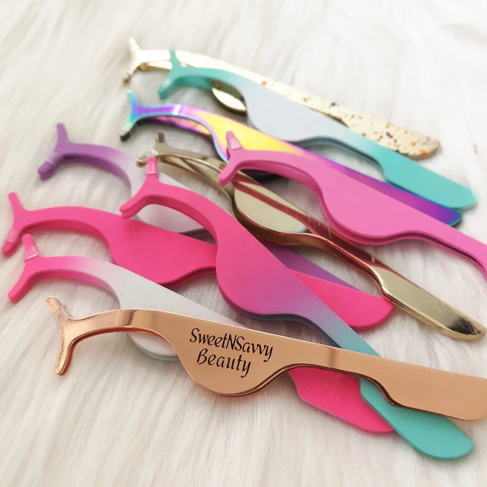 Золотые пинцеты-аппликаторы для ресниц и упаковка