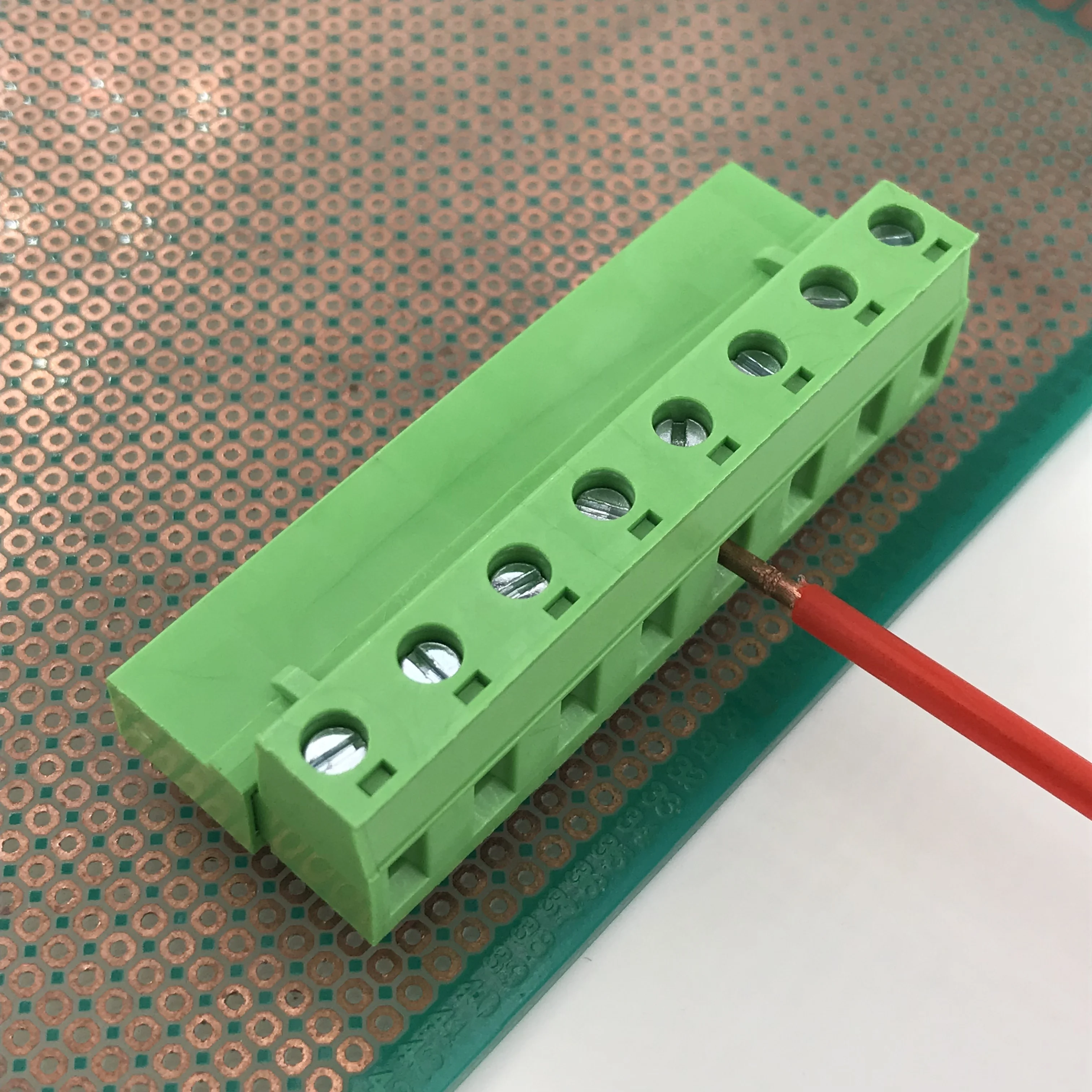 8 ways 7.62 pitch phoenix pluggable terminal block male and female XK2EDGK+RC-7.62-8P right angle pin closed all side