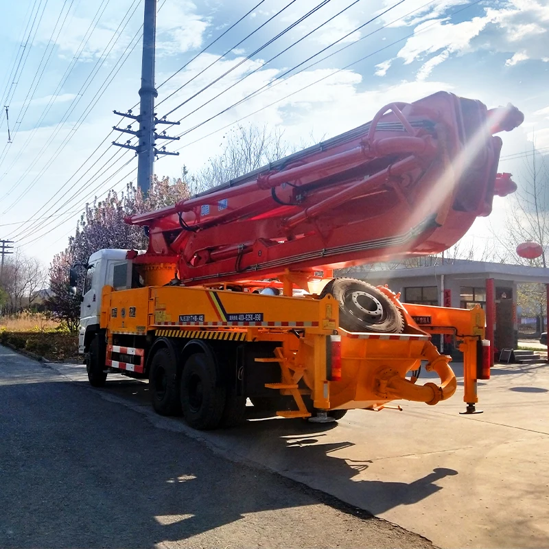 Dongfeng chassis 5-section boom NationalV IV Emission Standards 25 tons 42m 160-220mm Slump concrete mixer truck pump