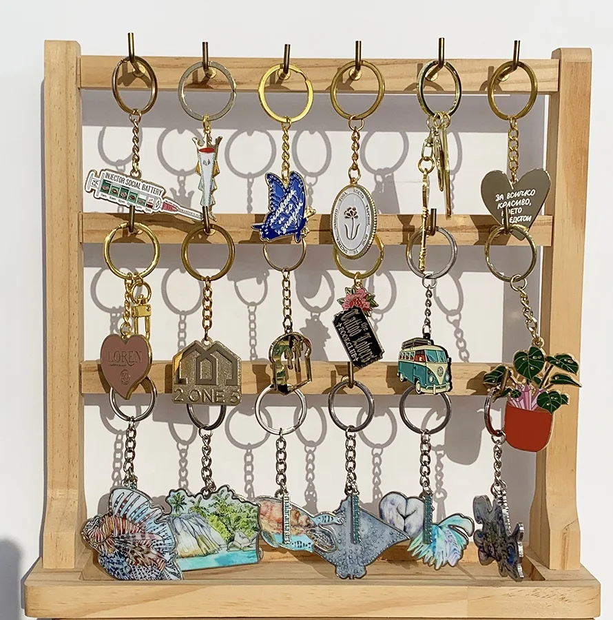 Custom Printed Acrylic Shaking Charms Metal Key Chains Car Keychain Anime Accessories Key Ring Keychain Accessories Sasuke