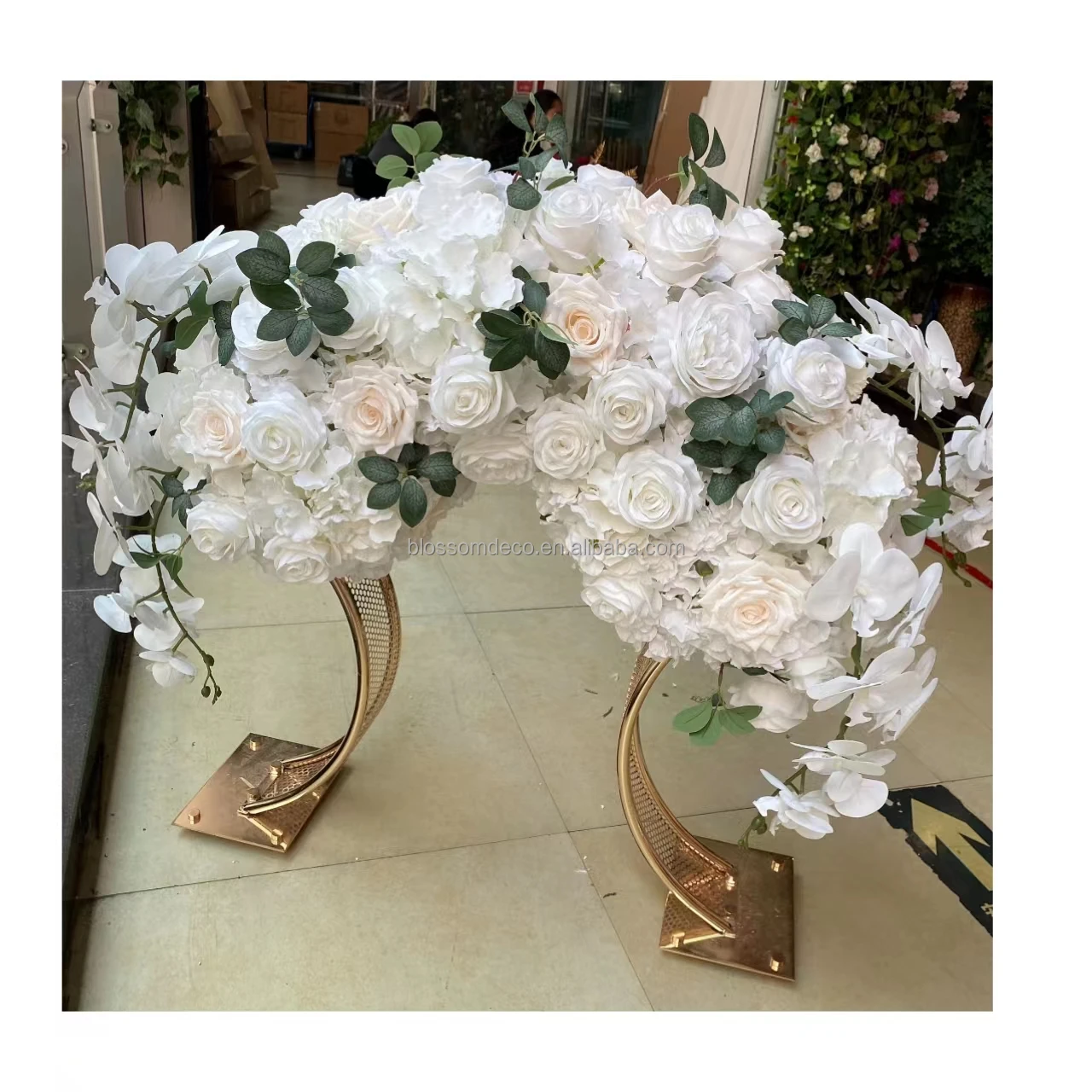 wedding flower stand decorating centerpieces table white burgundy flowers centerpieces for wedding decoration