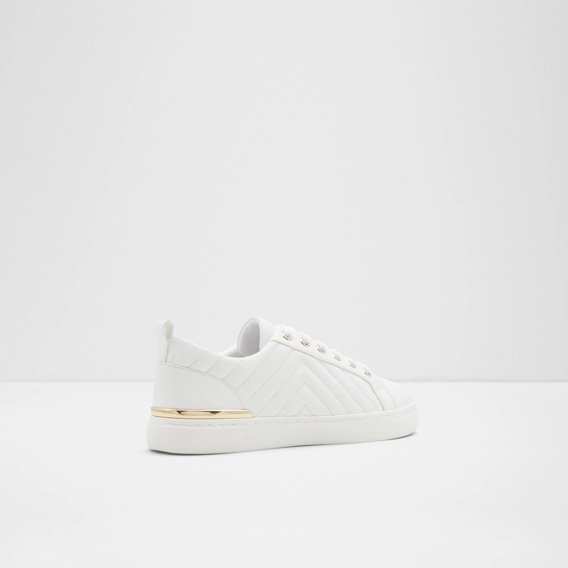 OEM New Arrival Fashion Height Increasing Chunky Walking White Shoes Leather Sneakers For Women