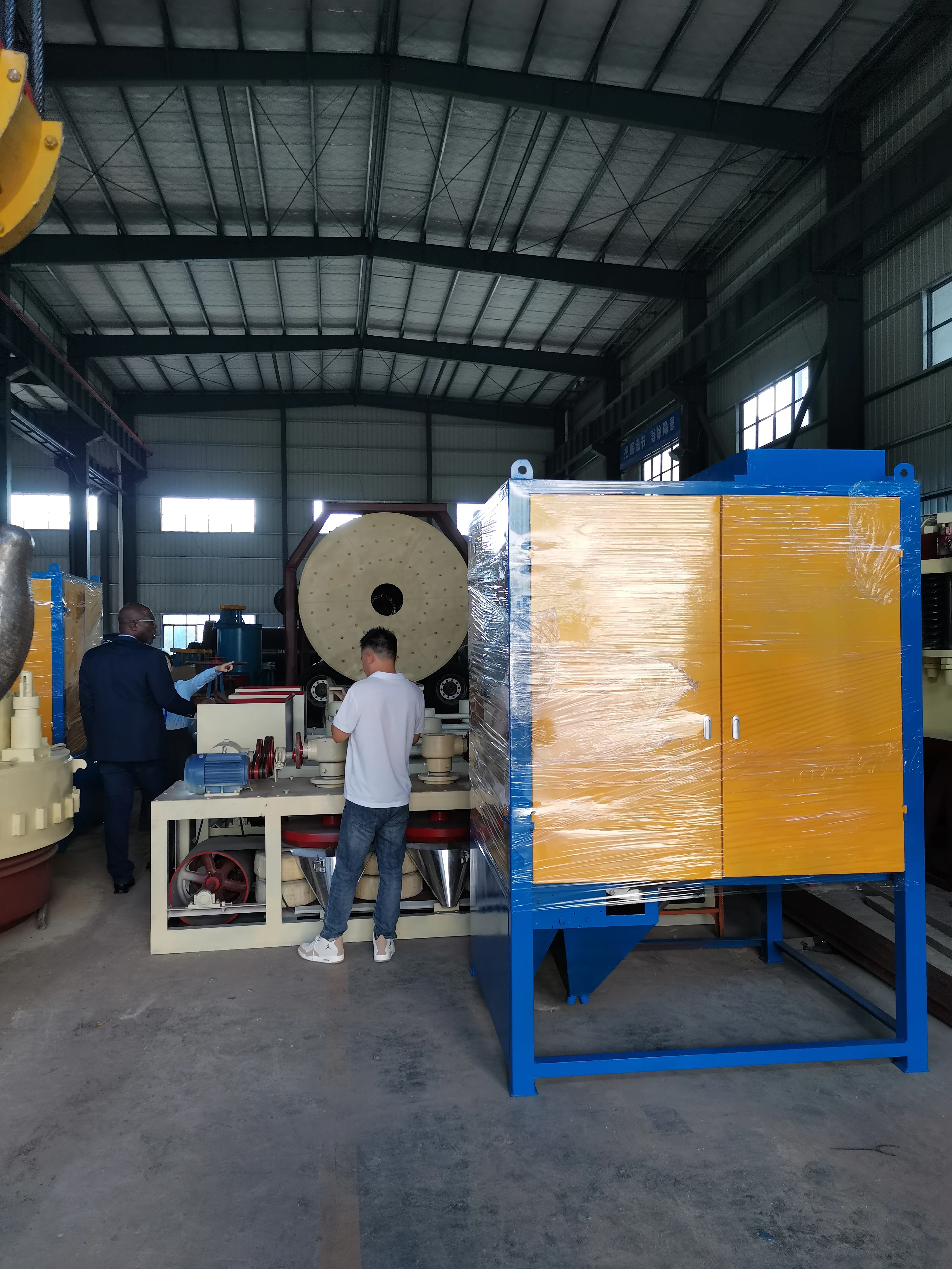 Hematite Tin Chromium Ore Separate Machine Dry Mineral High Intensity Magnetic Separator