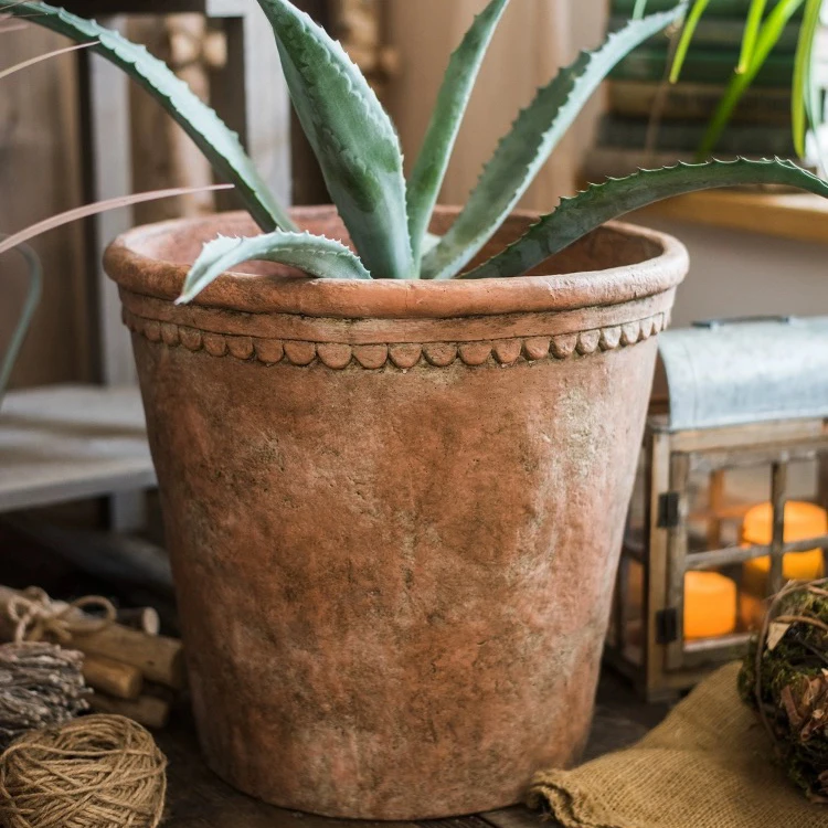 Fancy bulk vintage garden balcony decoration handmade ceramic planter flower terracotta pots for hotel