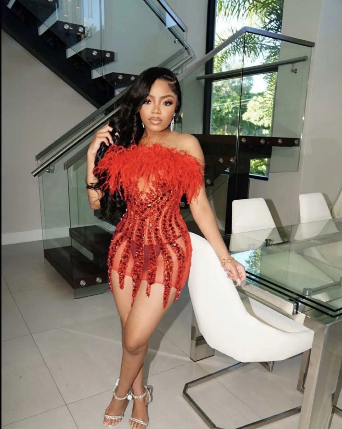 Sexy See Through Handmade Beaded Women Cocktail Gowns Red Feather Black Girls Mini Birthday Party Short Prom Dresses