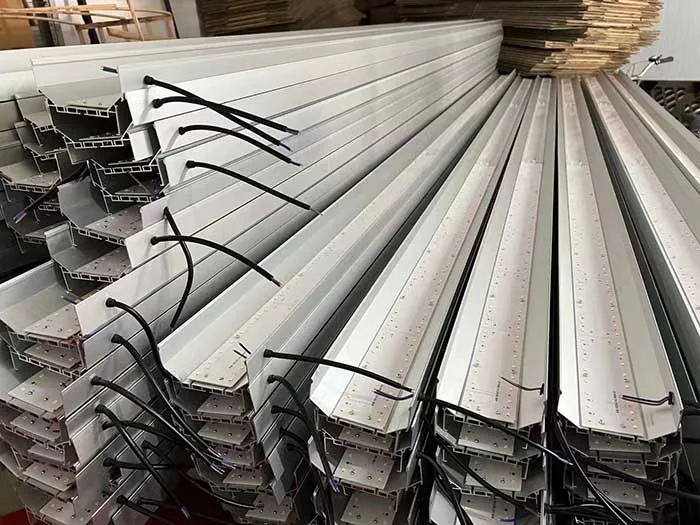 led suspended linear light.jpg