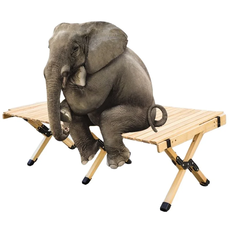 Portable folding solid wooden table static pressure bearing about 60 kg not easy to tip over