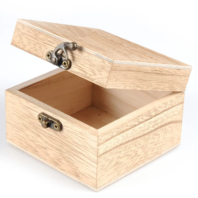 Custom Logo Cheap Wooden Box Hinge Lid Solid Pine Wood Keepsake Gift Boxes Wood Storage Box