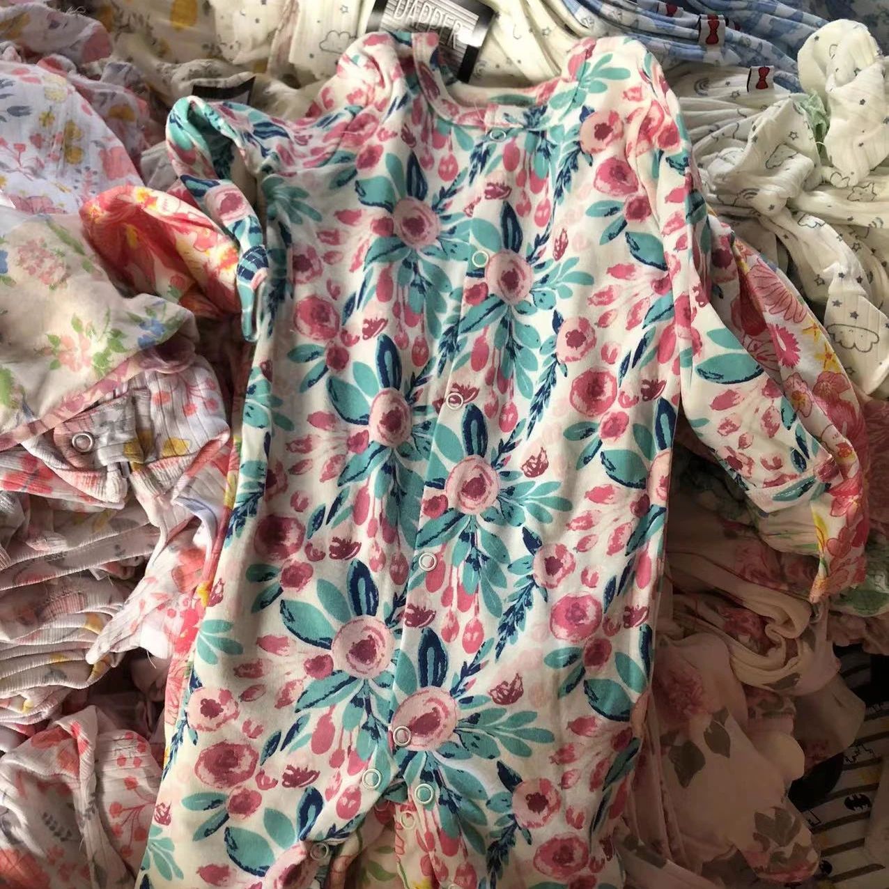 Clearance stock lot Baby Cotton Romper  Manufacturers Directly  overrun goods A0718S8