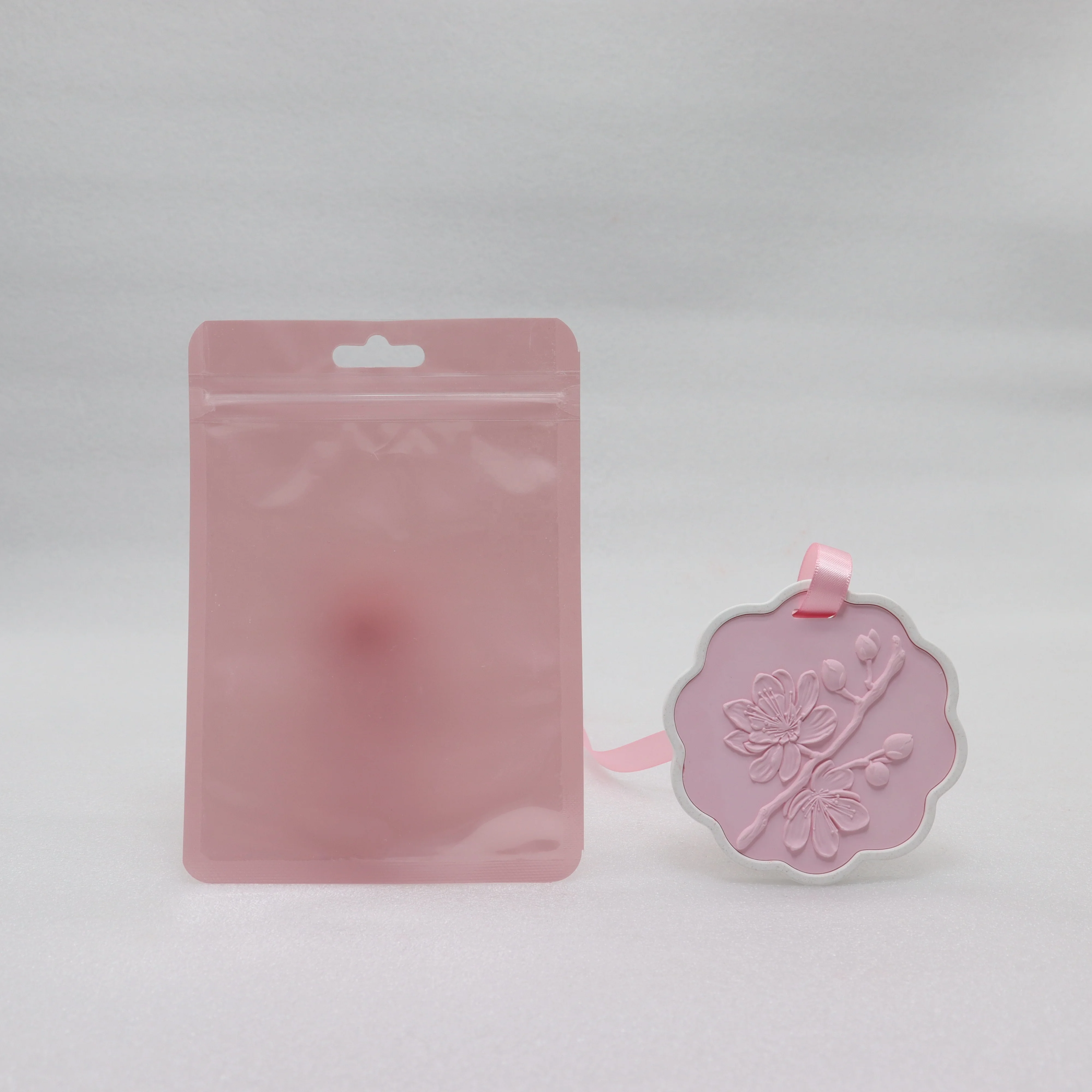 Novelty Ceramic Flower Shaped Gift Home Car Air Freshener Hanging Scented Aroma Fragrance Oil Stone Diffuser