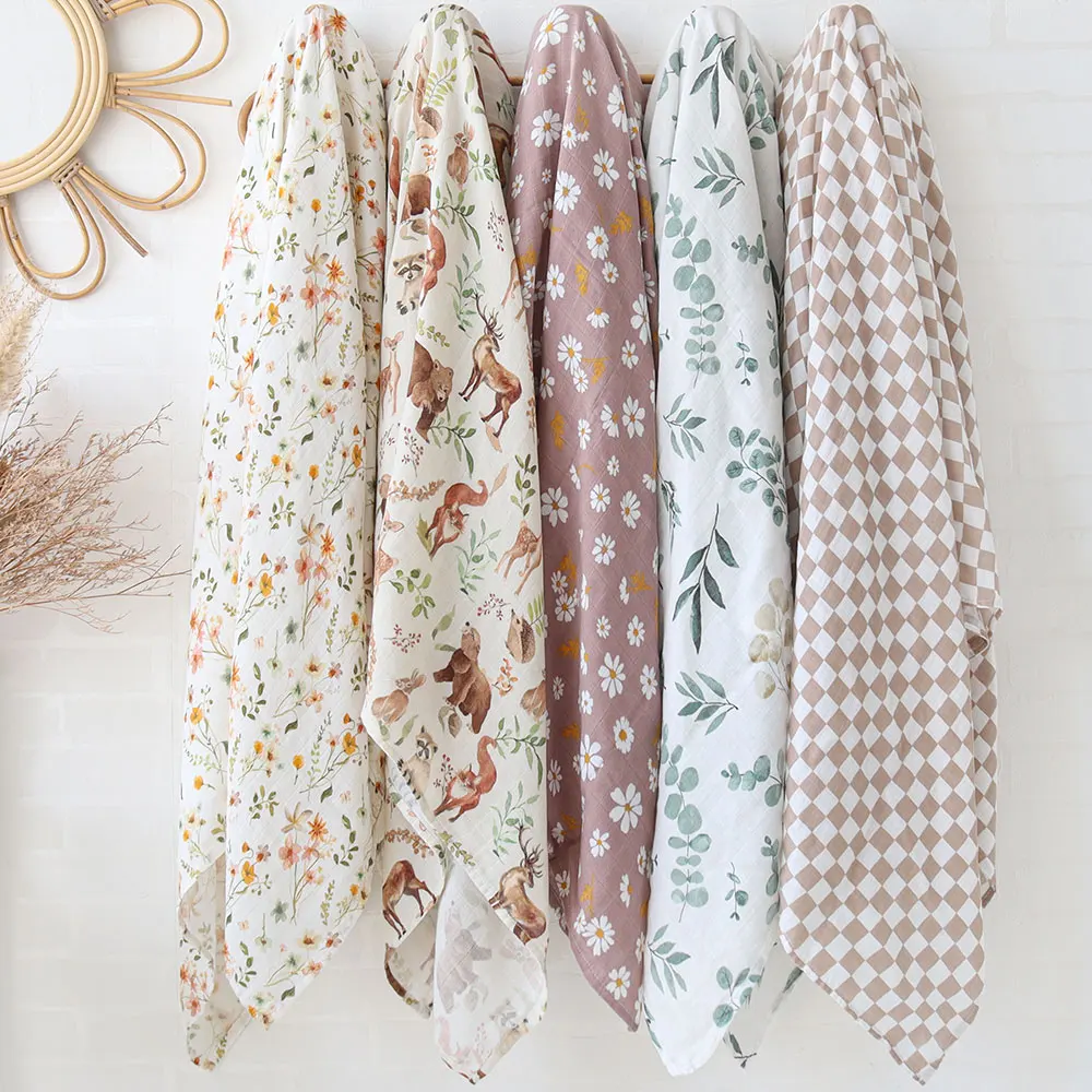 2022 New Baby Muslin Swaddle Blanket Set Organic Bamboo Cotton 47*47 inches Forest Natural Animals Printed Newborn Wraps