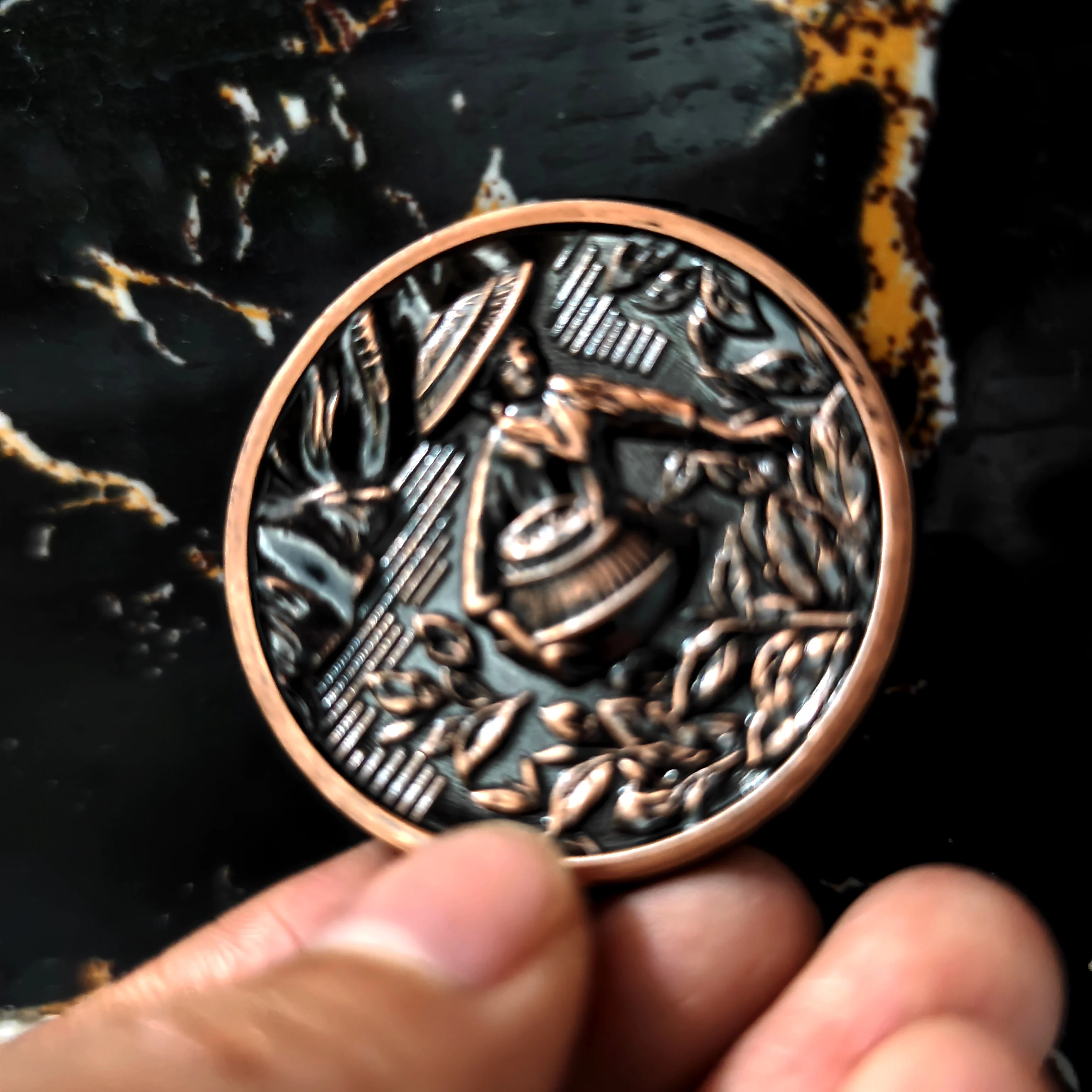 Old Texture Commemorative Coin Metal Souvenir Tea Garden Winery Brand Image with a Long History Full Rose