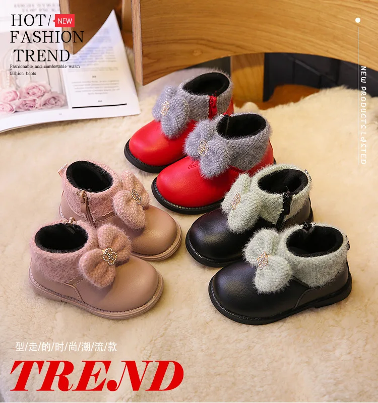 2020 autumn and winter new girls plus velvet soft bottom small shoes snow boots