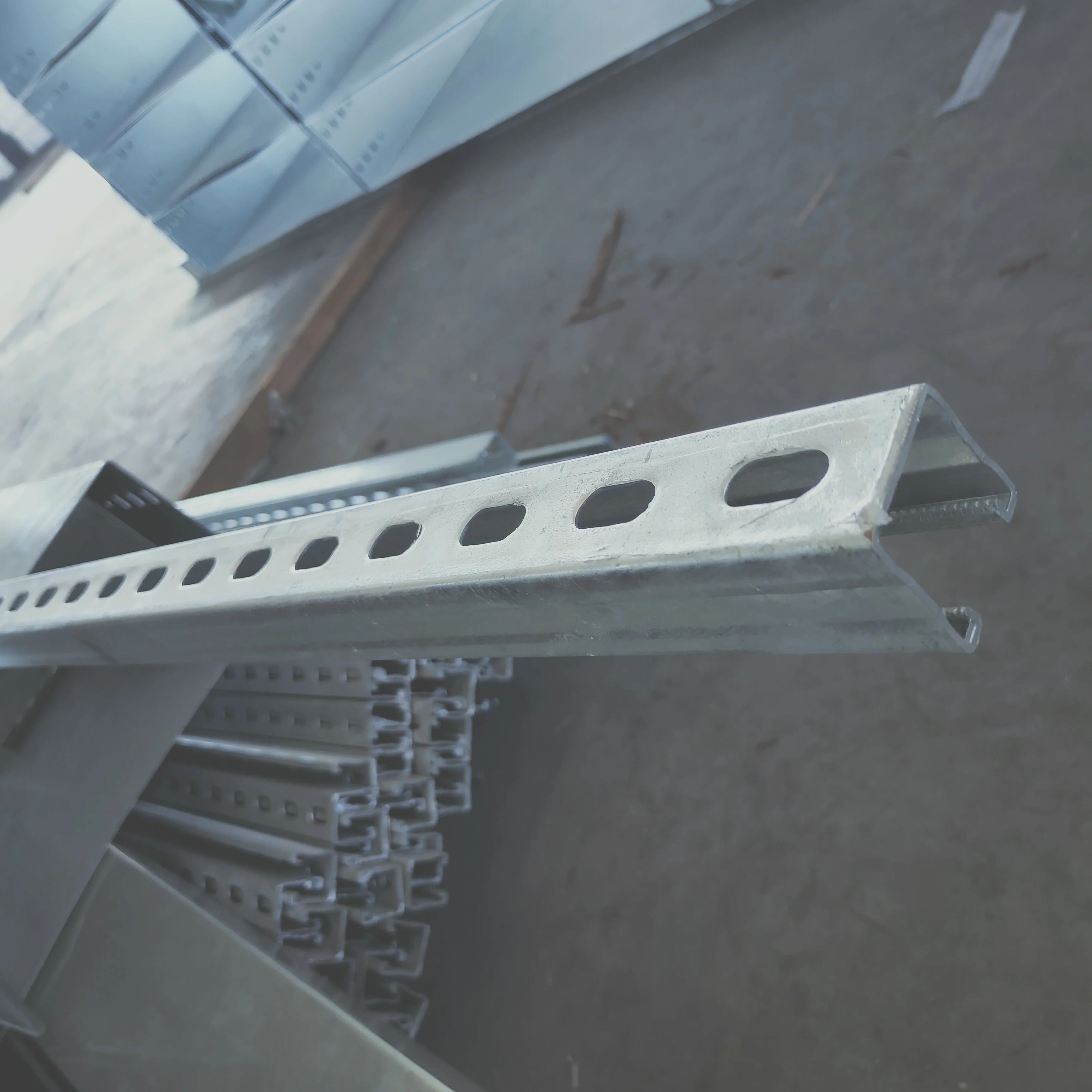 Low Price Customized Seismic Bracket C Shape Construction Material Structural Metal Building Steel C Channel