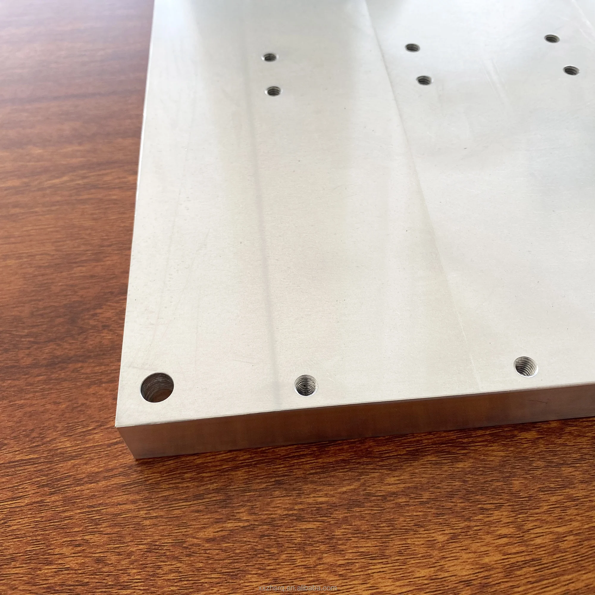 Electric Water Cooling Block Cooler with Hose