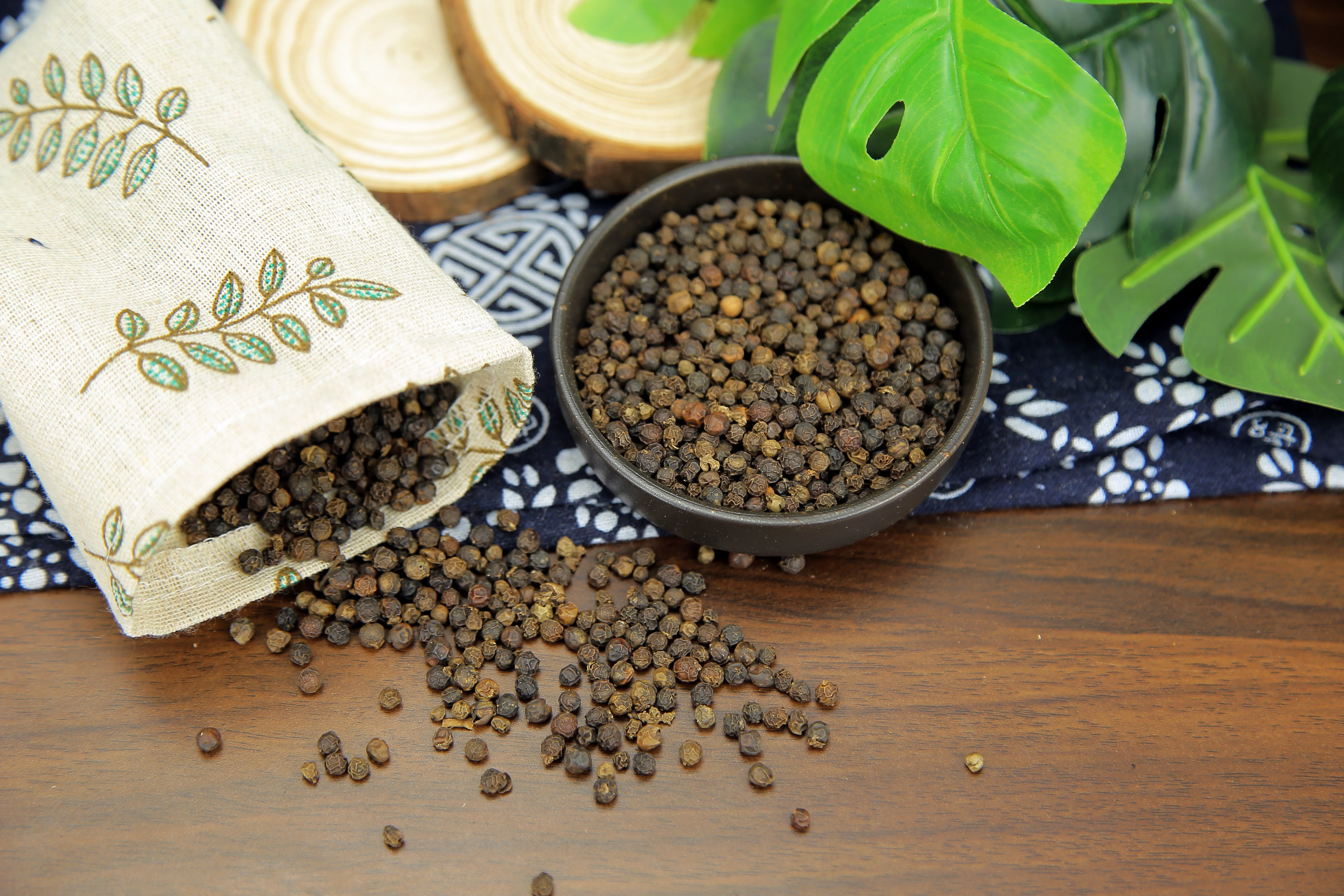 Hot Selling Good Quality Specification Black Pepper Powder Ground In Bulk