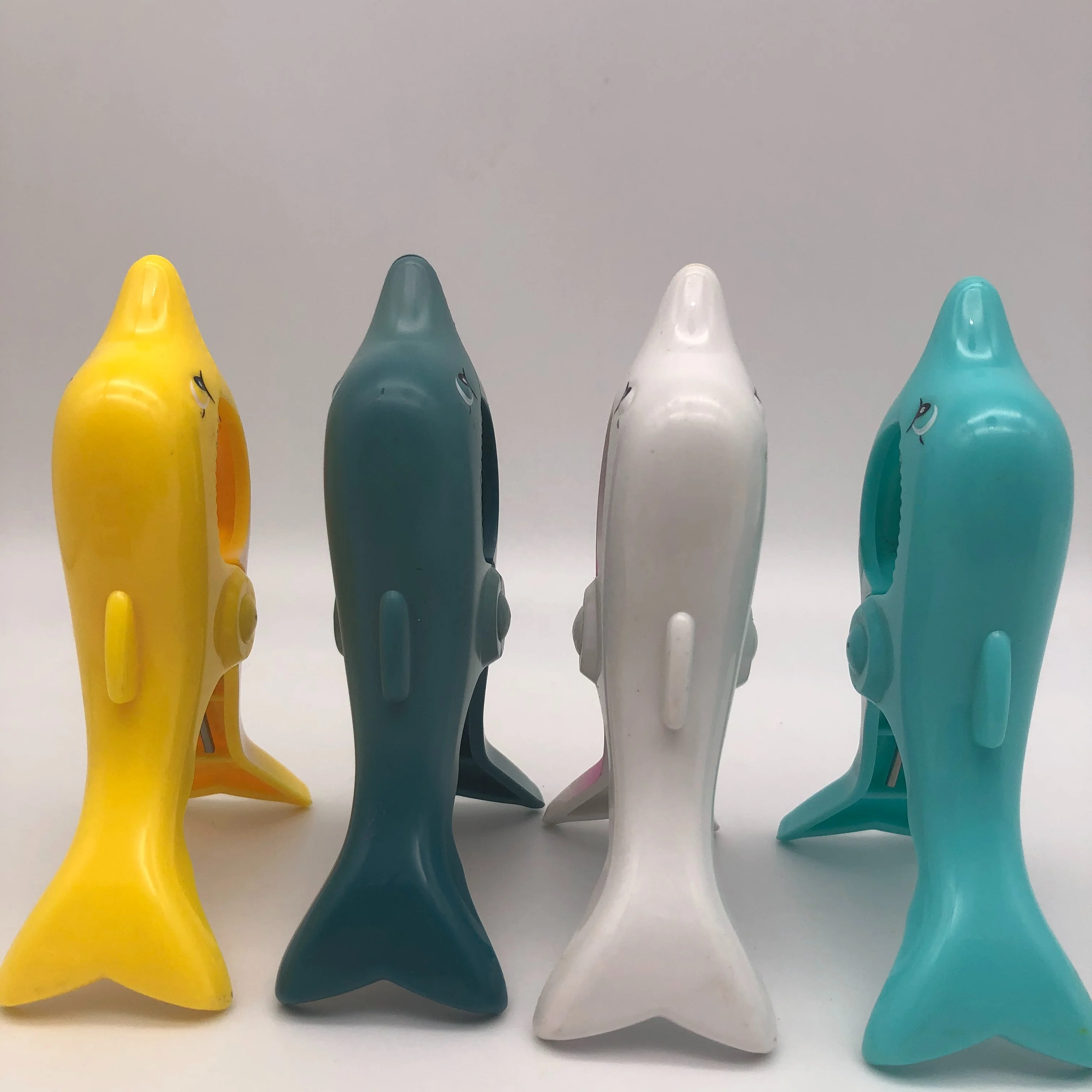 Cute Animal Dolphin Pop Toy Plastic Clothes Clip Animal Plastic Towel Clip Toys China Dolphin Pegs