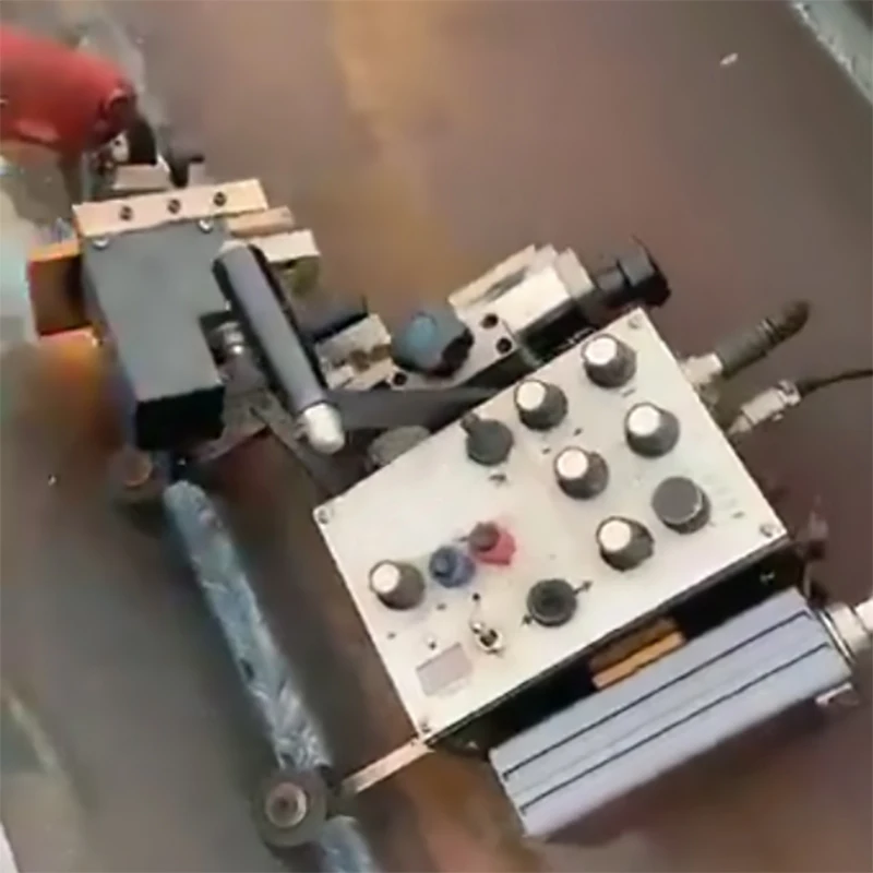 Simple and Portable Fillet Seam Welding Carriage for Steel Structure Production Line