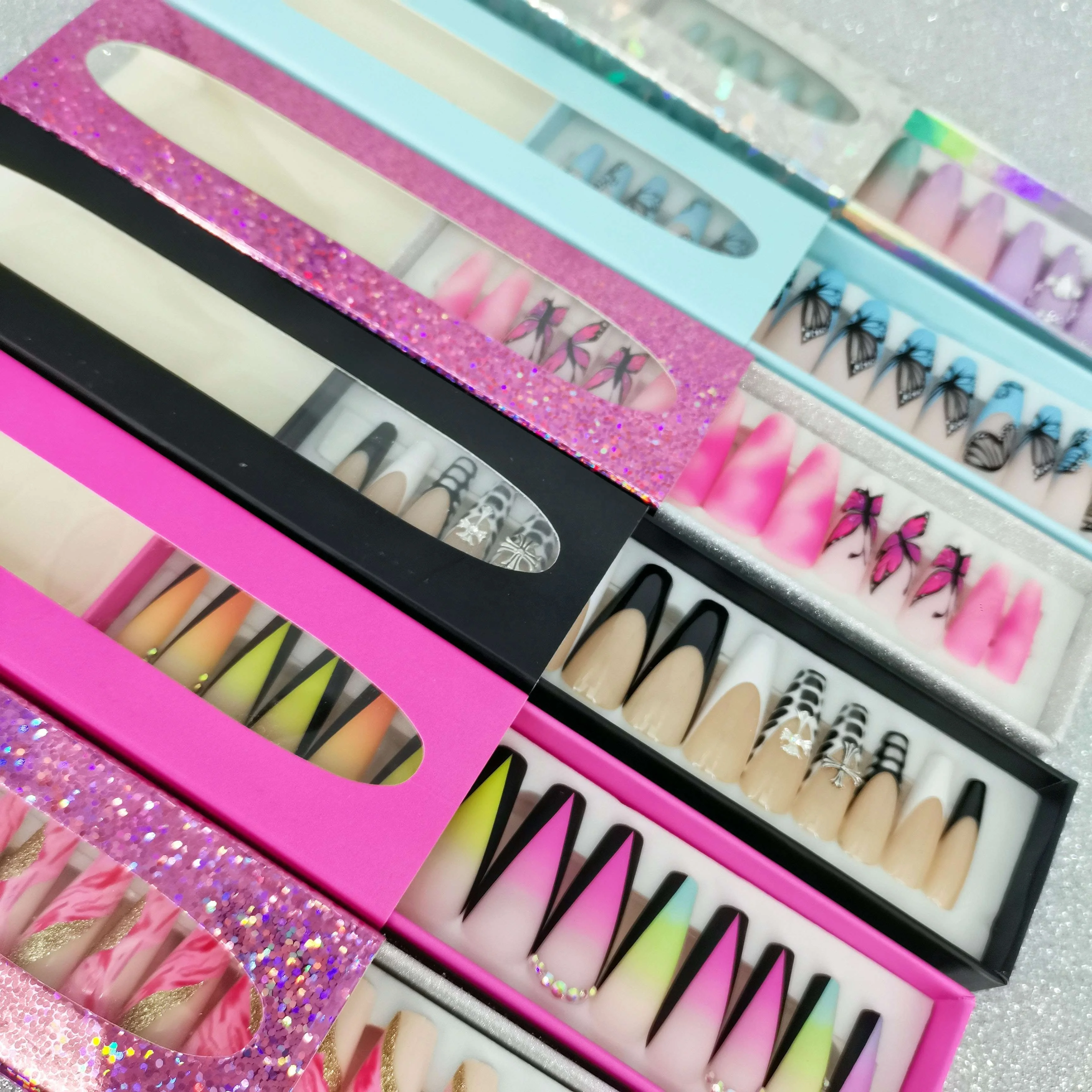 INS Hot Wholesale Rhinestones ABS Acrylic Artificial Fingernails Custom Private Label Packaging Box Long Press On Nails Vendors