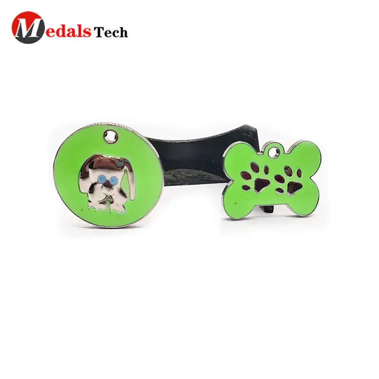 High quality custom cute logo halloween fluorescent surface shinny silver metal  pet dog