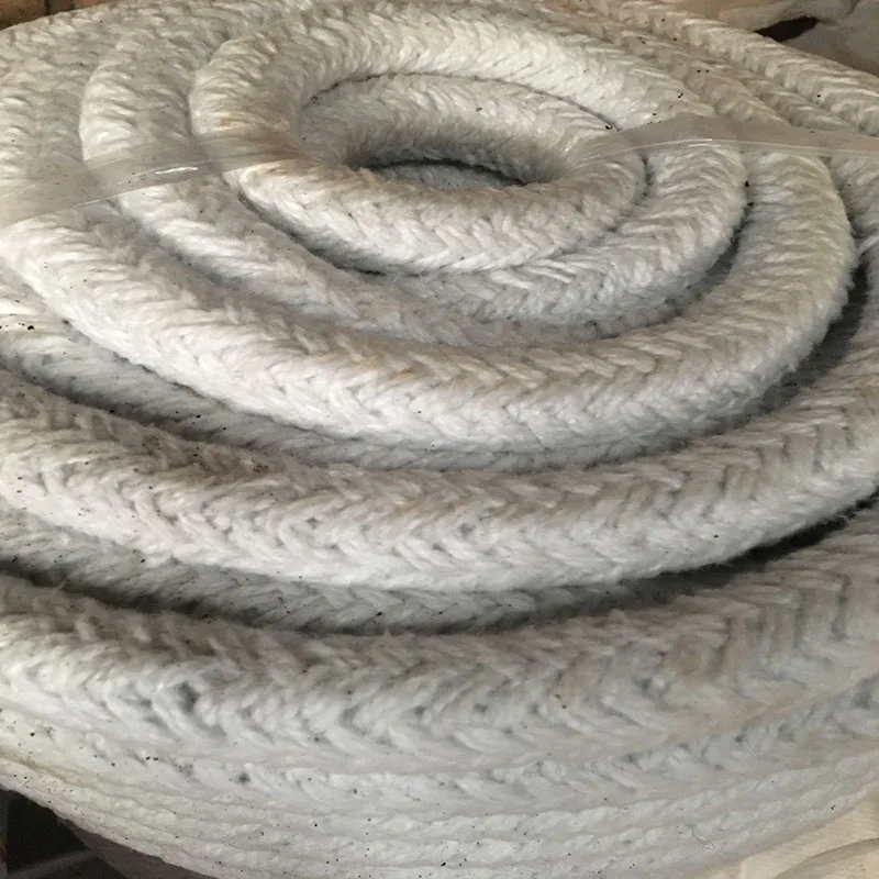 Light refractory ceramic fiber rope with high strength, good toughness and plasticity
