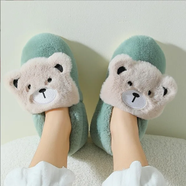 Wholesale winter warm cute design animal designed indoor slippers