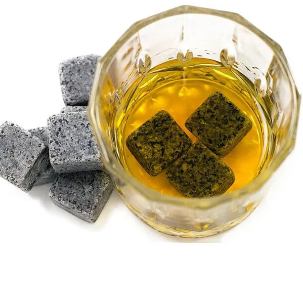 
Natural Whiskey Stones Gift Set 8 Granite Chiller Whisky Rocks with bag and Crystal Glasses in Wooden Box 