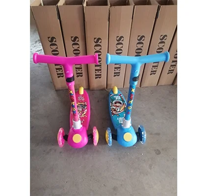 Wholesale Kids Scooter Led Foldable Adjustable Height Kids Kick Scooter With 3 Flashing Wheels
