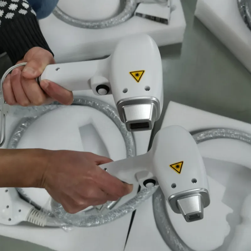 Vertical type 3 in 1 diode laser hair removal with medical CE approved from TUV