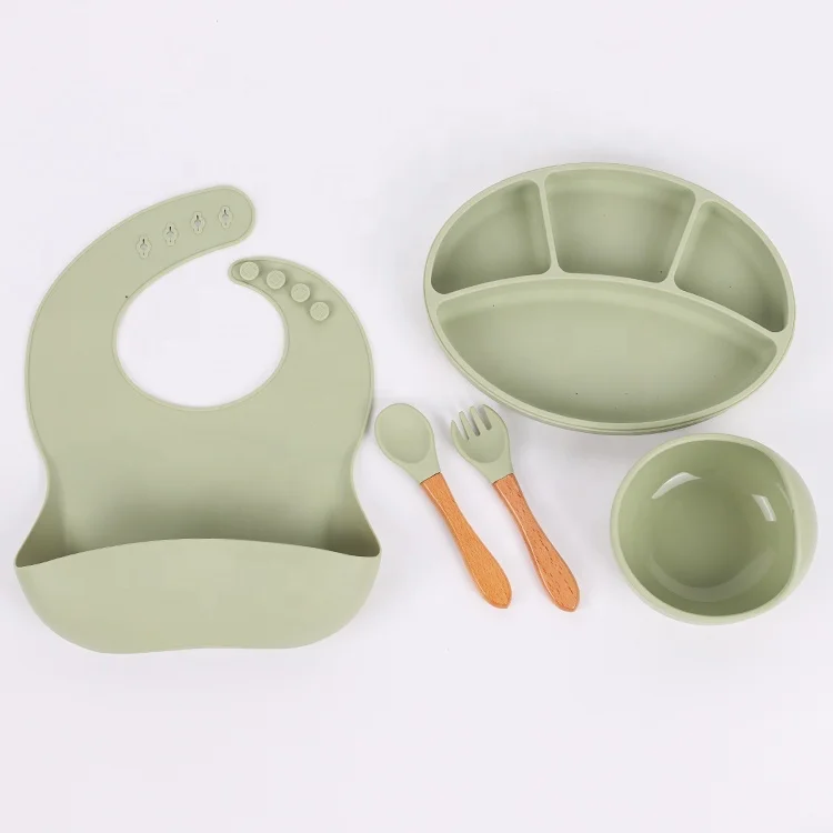 Amazon Supply Factory Sustainable Cute Silicone Feeding Set Waterproof Reusable Baby Bibs Suction Bowl Spoon For