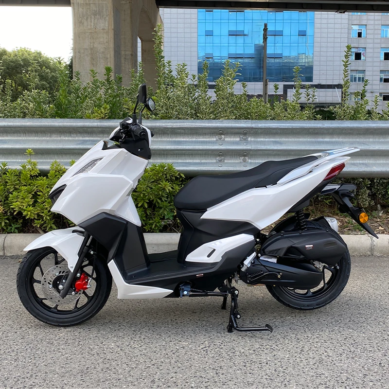 EPA EEC 125 150cc бензиновый скутер с максимальной скоростью 85 км/ч мотоцикл в наличии передними задними дисковыми тормозами