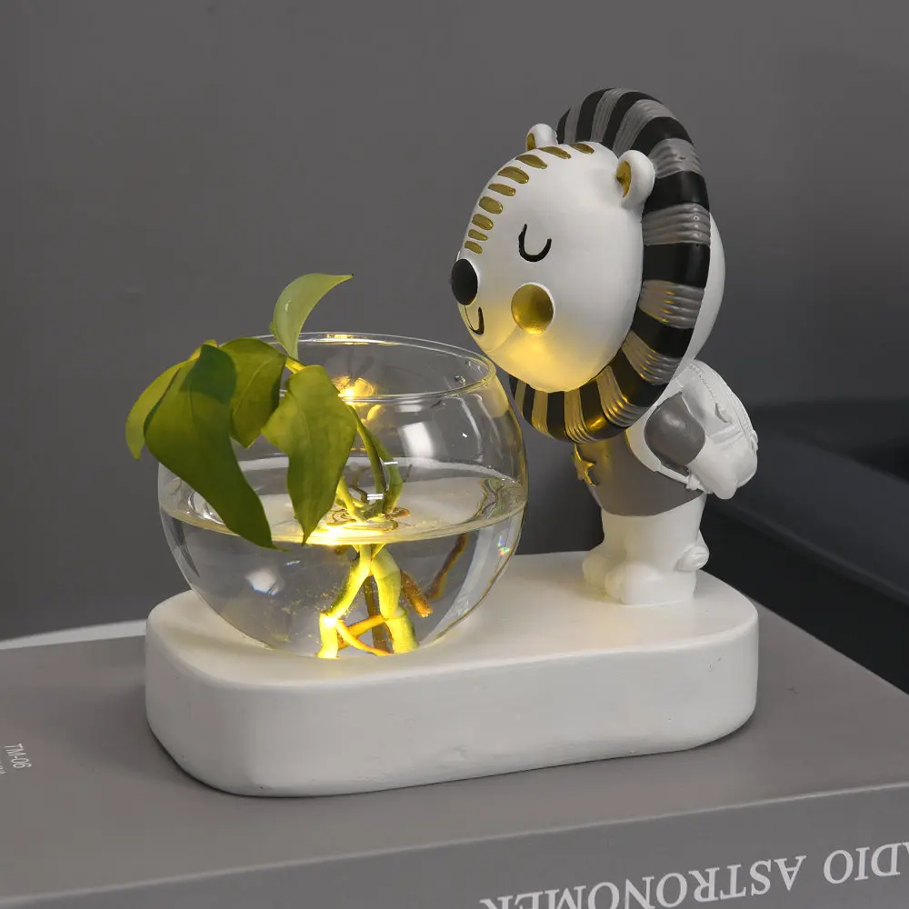 Newest Cute Animal Lion Flower Pot With Lighted Small Grass Vase Decoration