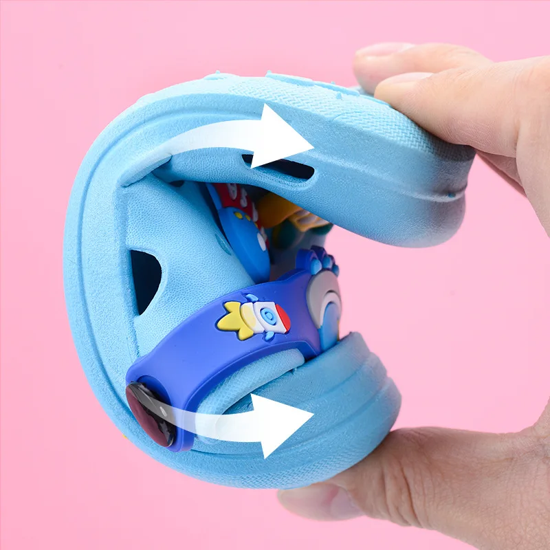 2023 New Astronaut Kids Clogs Summer Baby Boys Girls Unisex Baotou Garden Shoes Two Wear Sandals