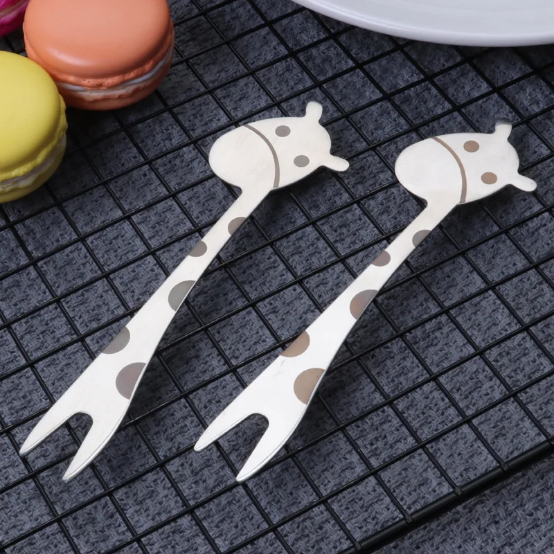  Creative children cartoon stainless steel fruit fork 304 giraffe