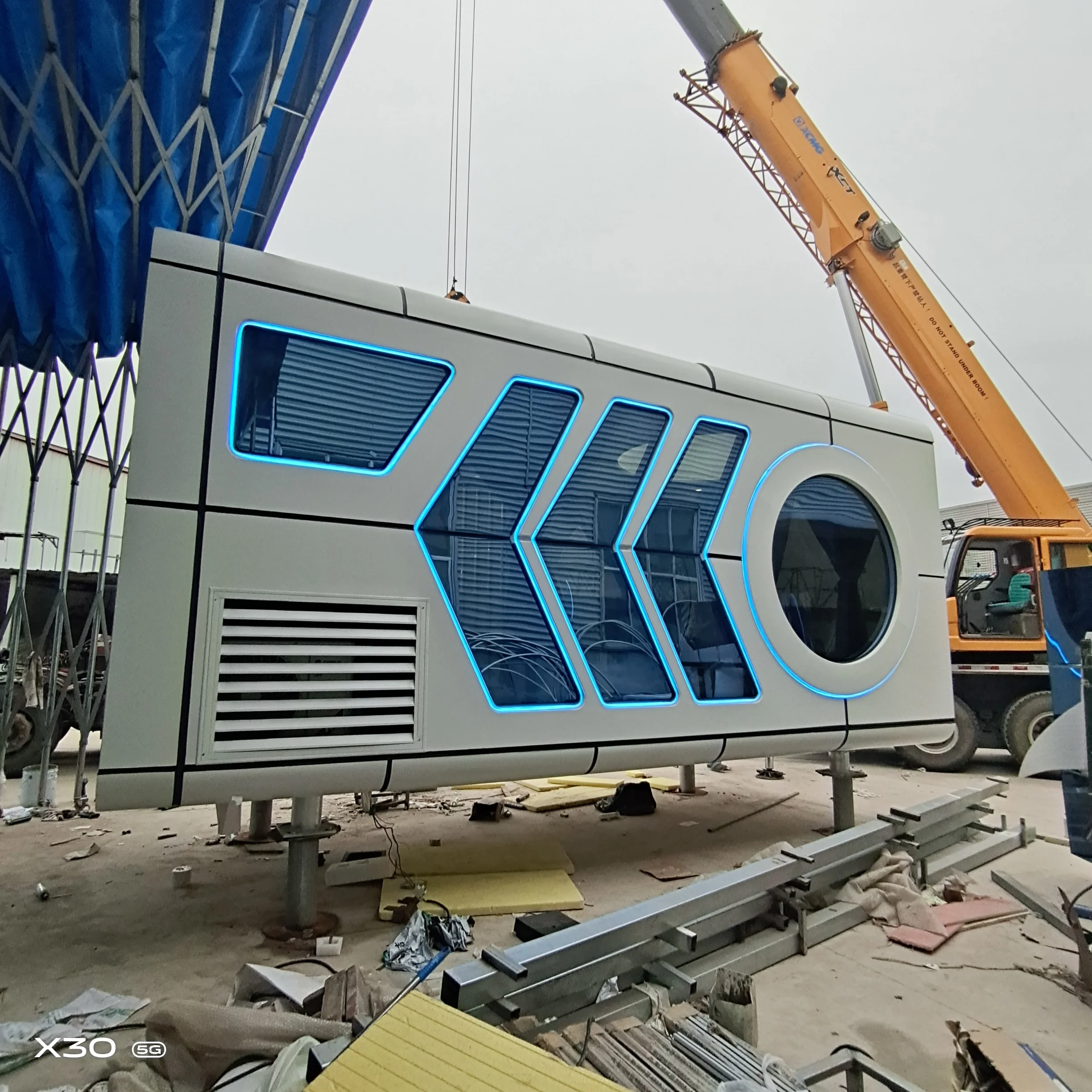 Small Kit Homes Australian Standard Volferda Capsule House Glamping Pod Mobile House