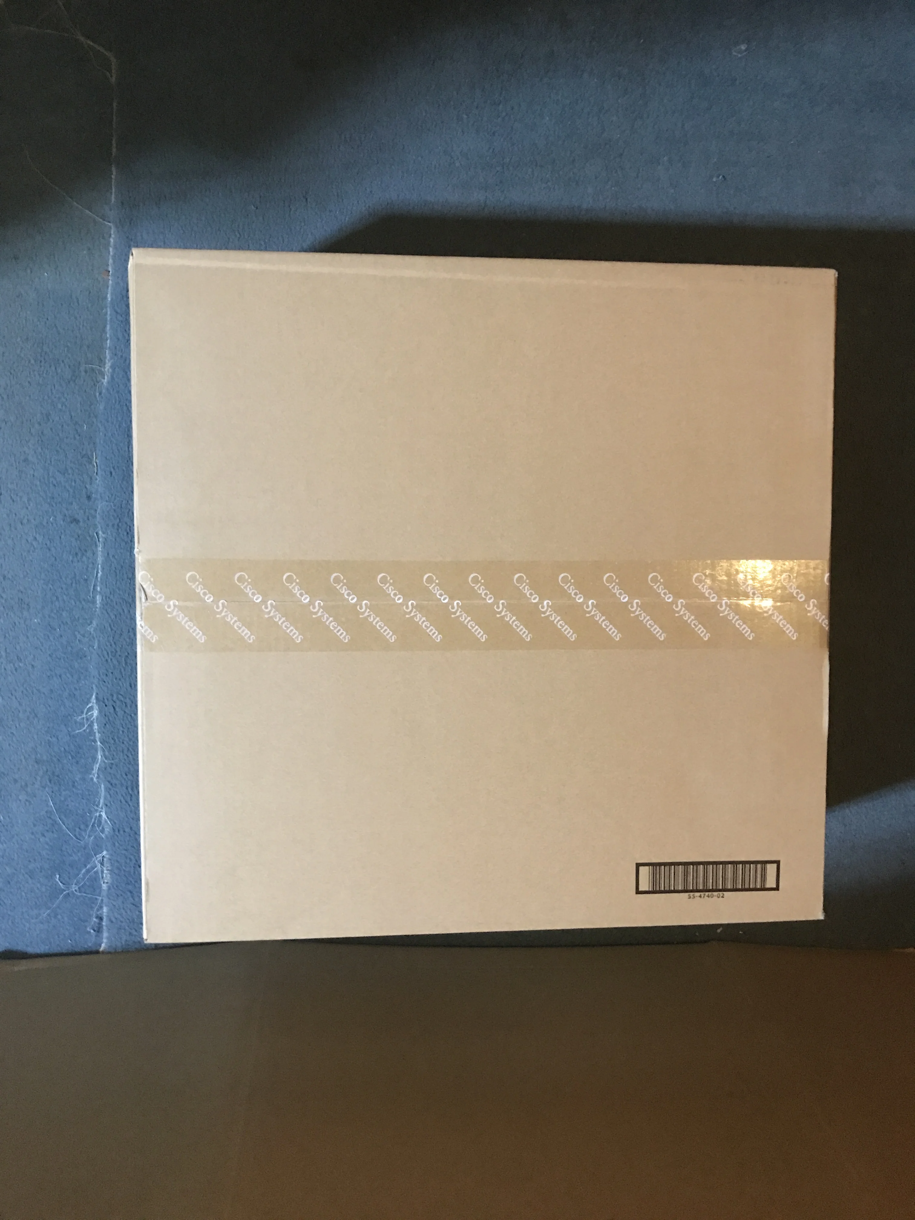 New Stock C9200L-24P-4G-E 9200L 24-port PoE+ 4 x 1G Network Switch 2u rack with best price