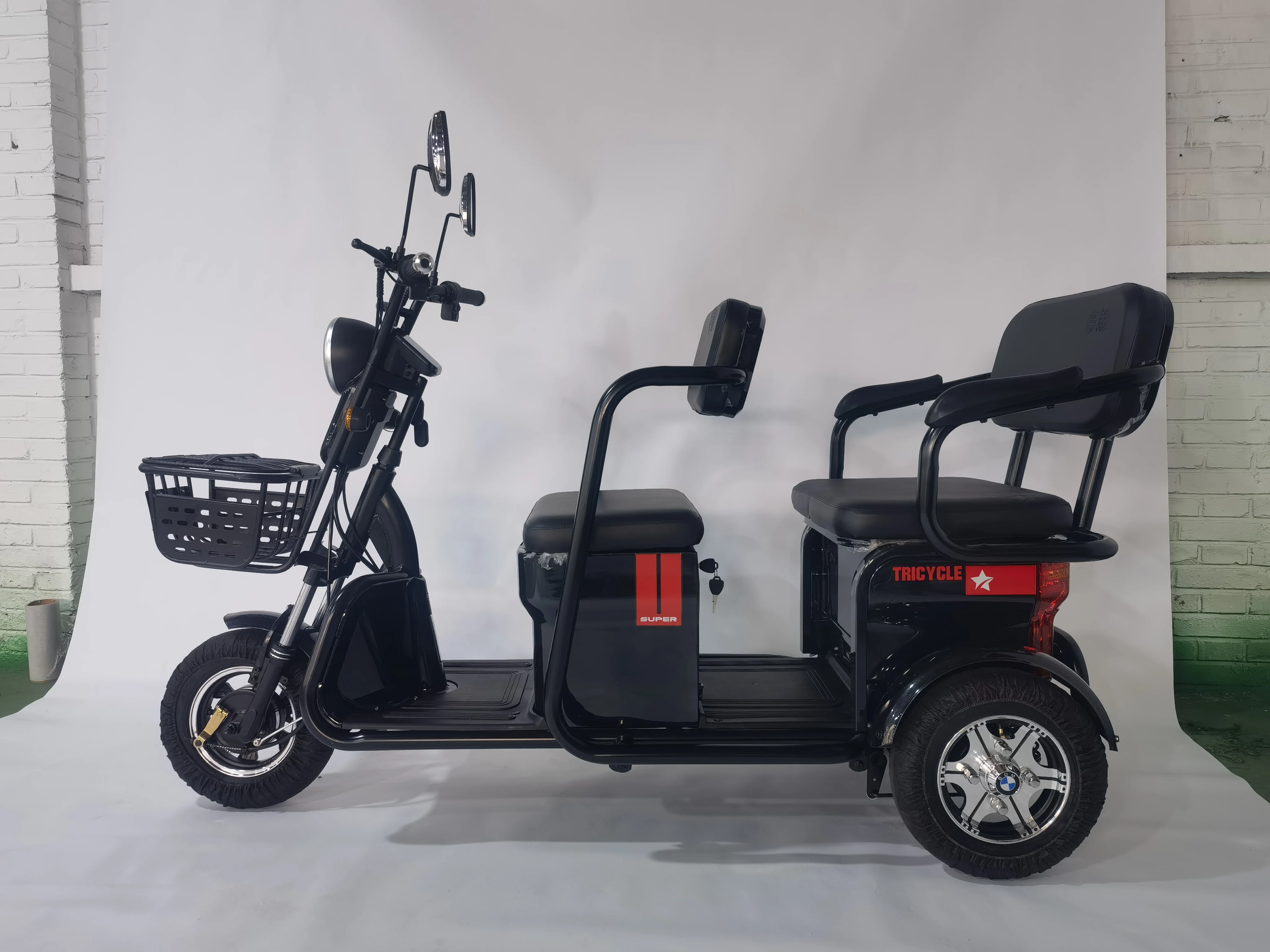 DiLang Cargo Hot Selling Scooter Tricycle Three Wheel Discount Adult Electric Tricycles