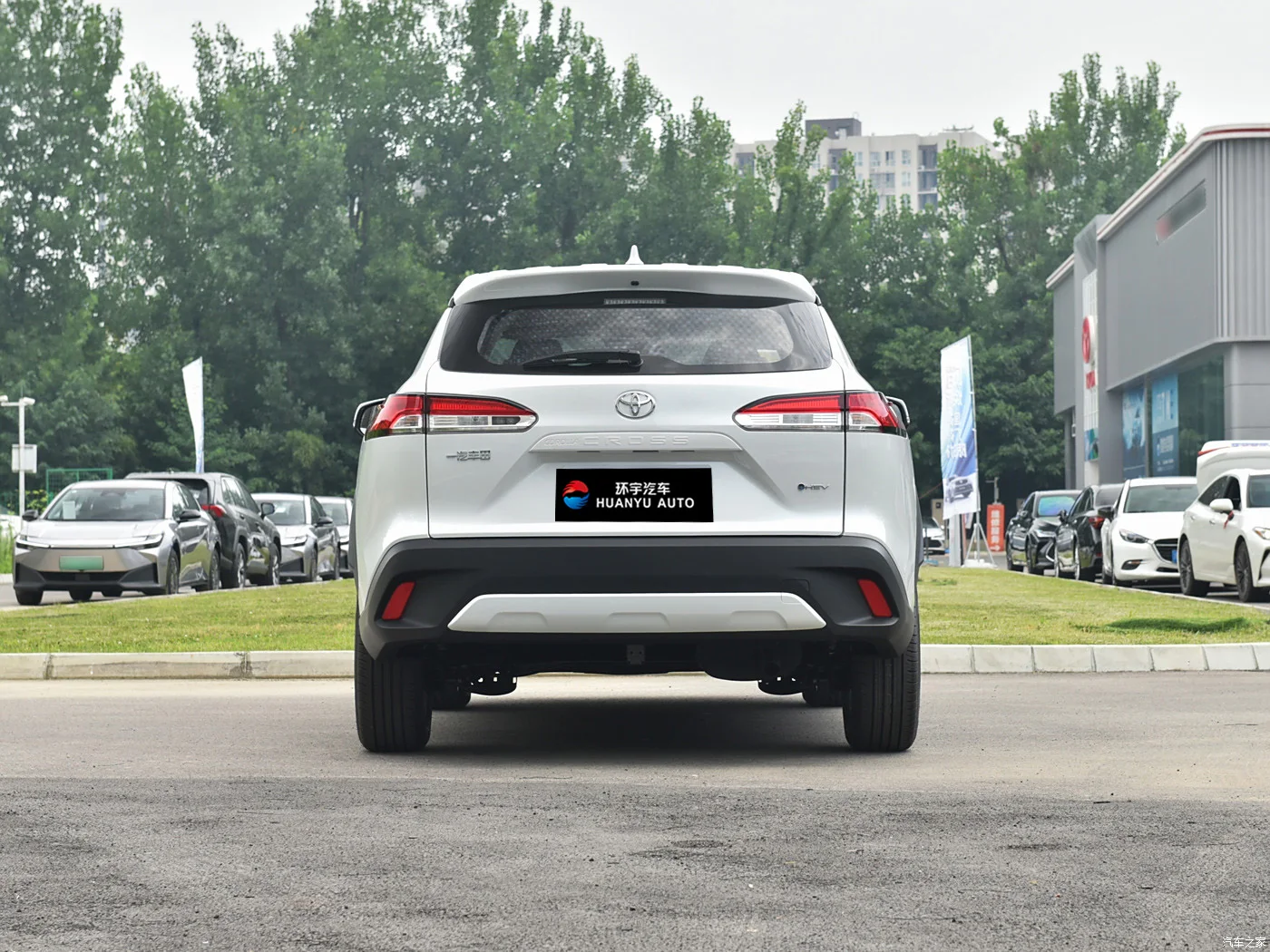 Недавно выпущенные 2024 новые компактные гибридные внедорожники для yota Corolla Cross 2.0l ECvt Elite Edition