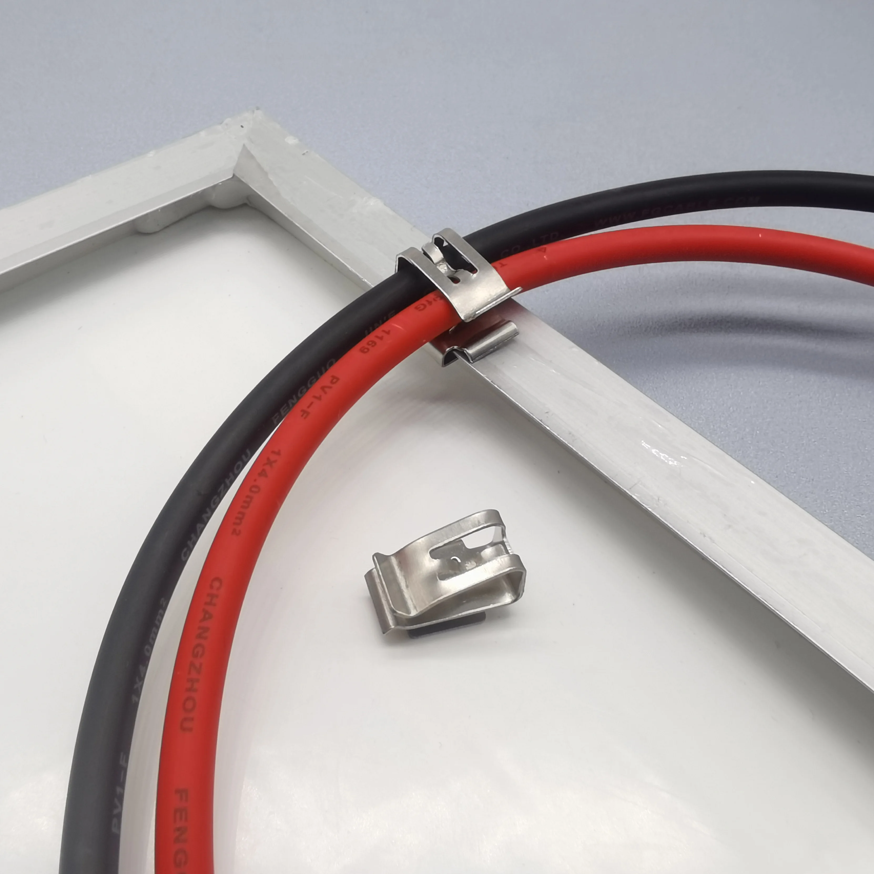 Best Sale Own Factory Organizer Plastic Cables Clip Aluminum Cable Holder Clips Cable Tie Edge Clip