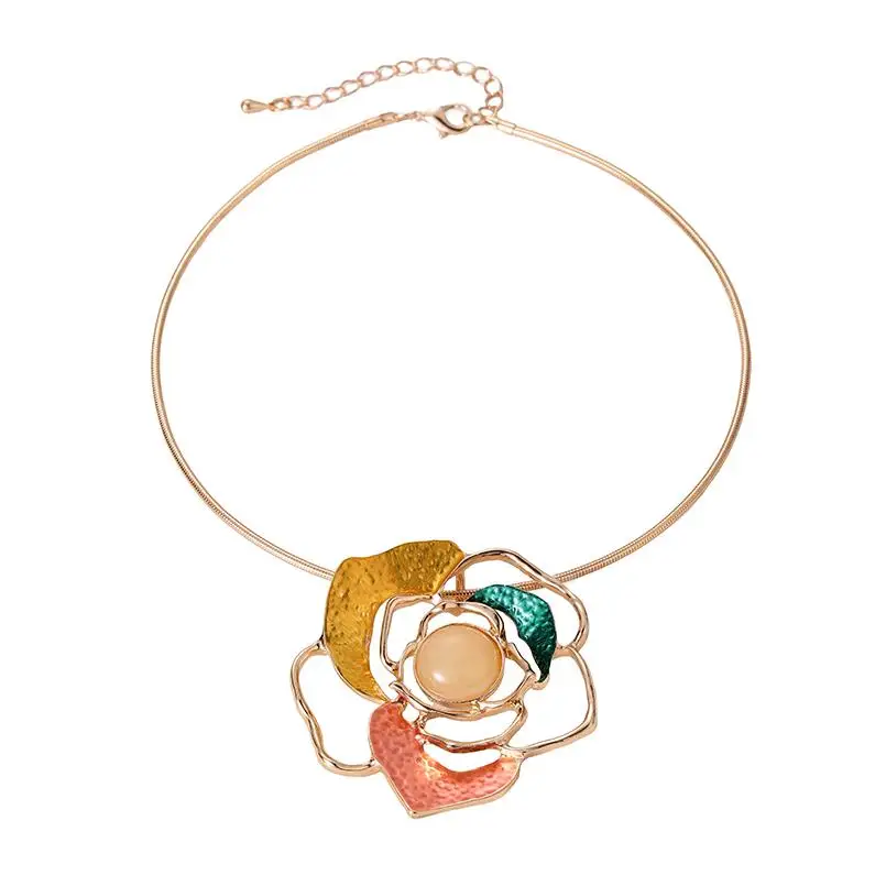 Fashion Jewelry Necklaces Rosary Chain Flower Heart Locket Sun Camera Four Leaf Clover Violin Necklace