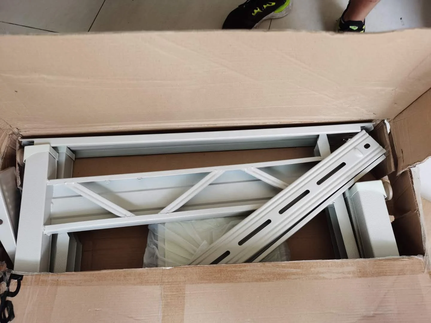 Nice quality used sewing machine jukis 6714S 4 threads overlock sewing machine made in Japan