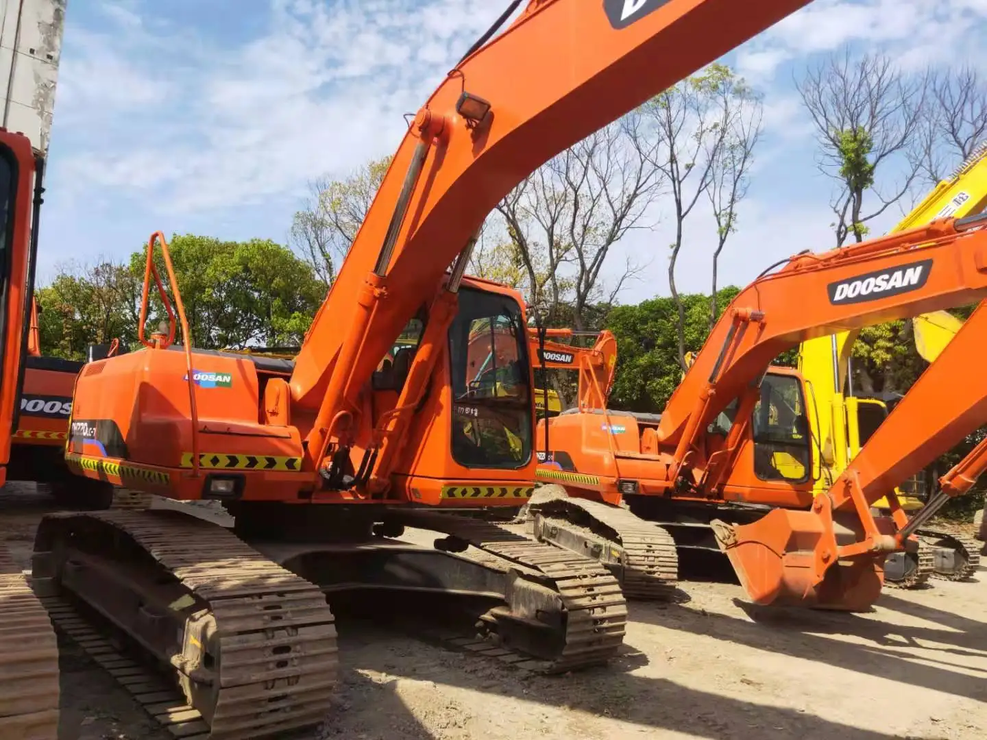 Doosan DH220LC-7 Used Excavator, DAEWOO DH220-7 DH210 DH225 Excavator 2015 2016