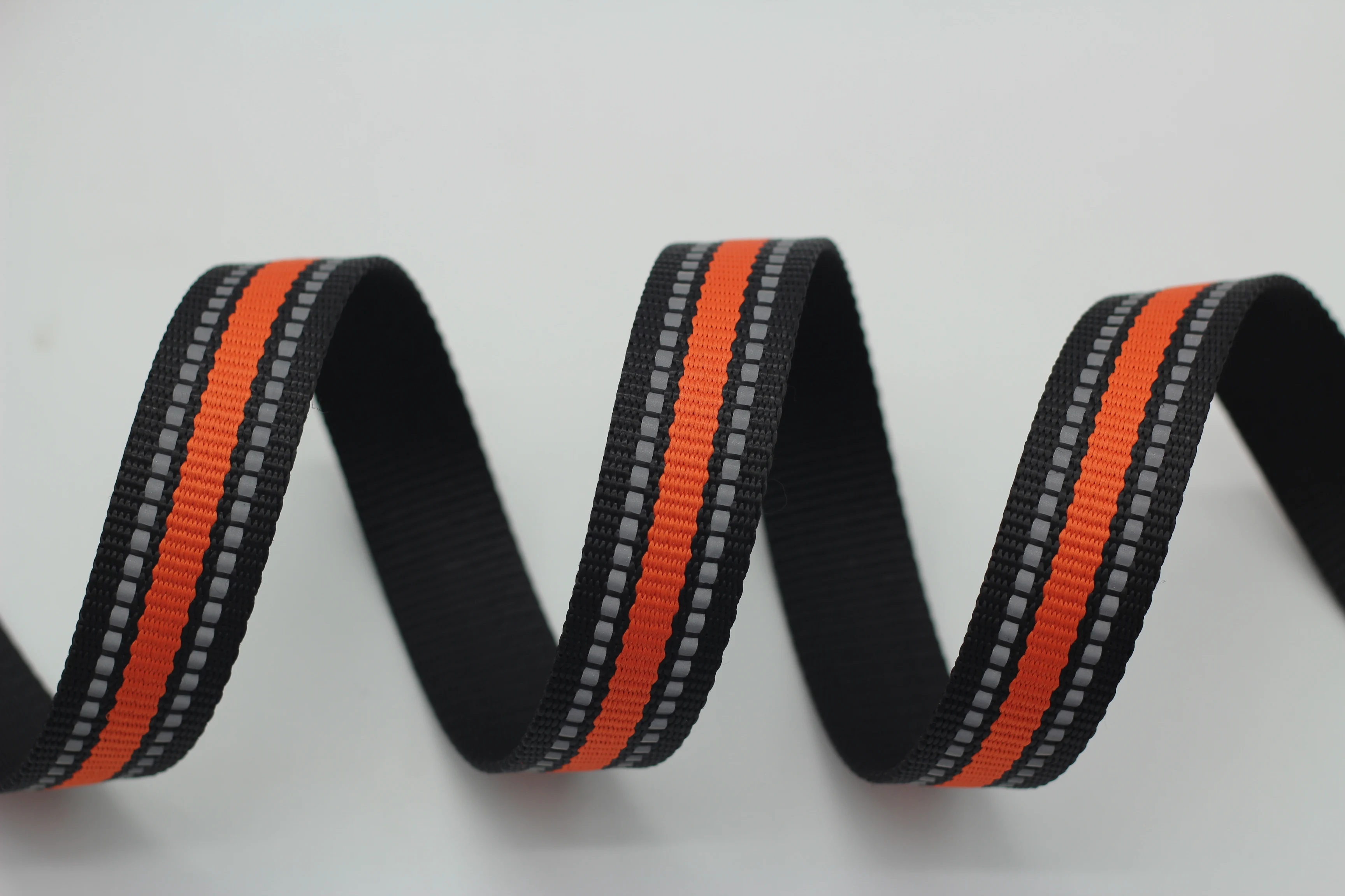 Factory Wholesale Popular 25mm Woven polyester Webbing Two Light Reflective Ribbons Pet vest Reflective webbing