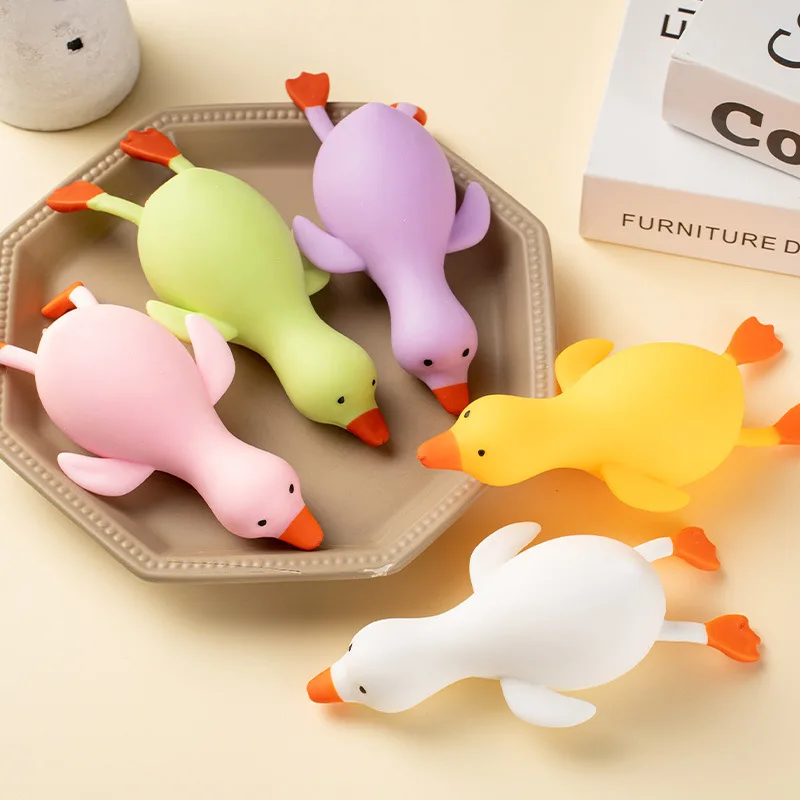 Soft Decompression Squeeze Toys Cartoon Cute Funny Fighting Duck Squishy Toys Pop Out Eyes Squishes Toys For Children Wholesale