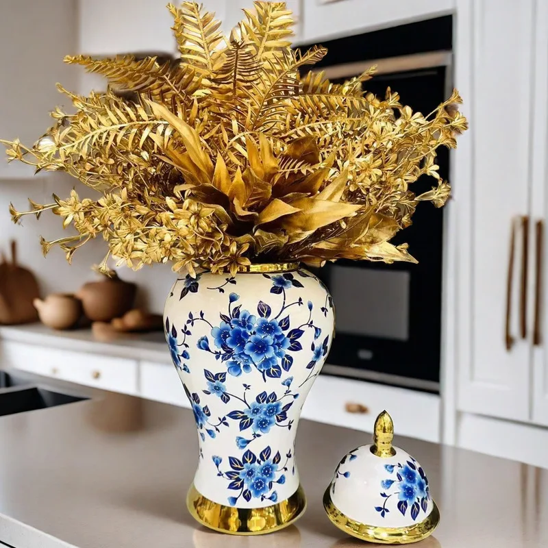 Classic Arabic Blue and White Living Room Corner Vase Ceramic Tall Modern Luxury Floor Lid Ginger Jars