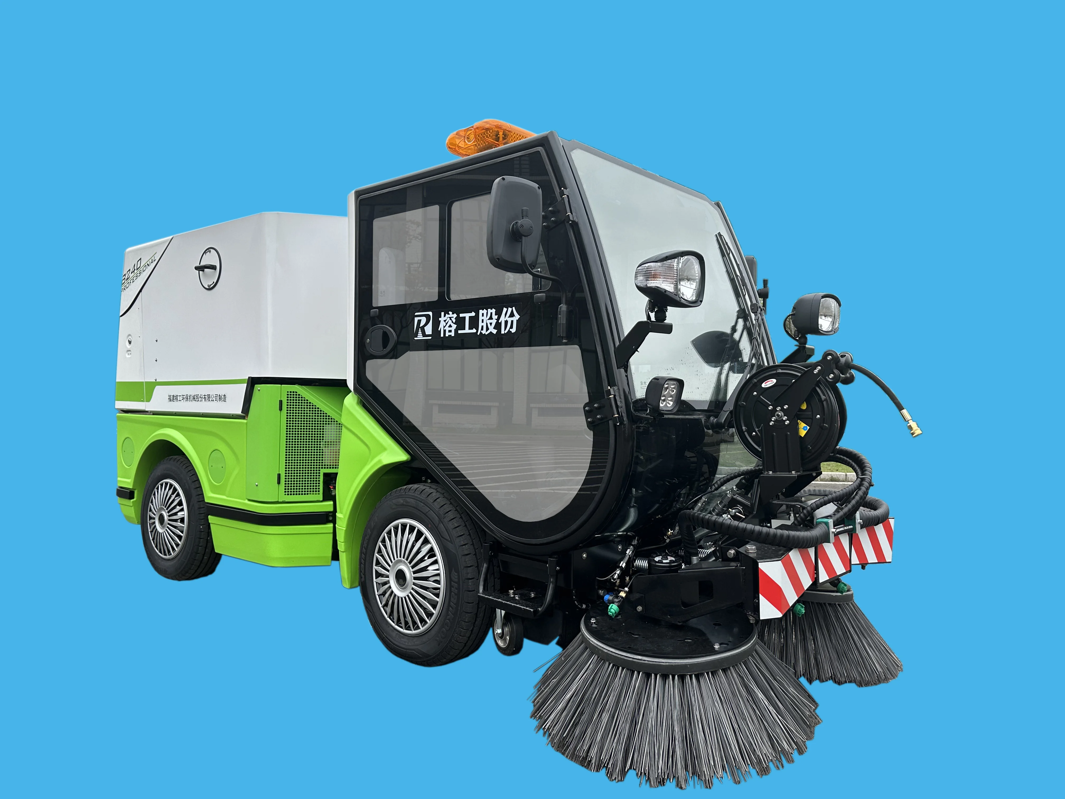 customization ride on sweeper road sweeper automatic sprinklers clay thrower on sale