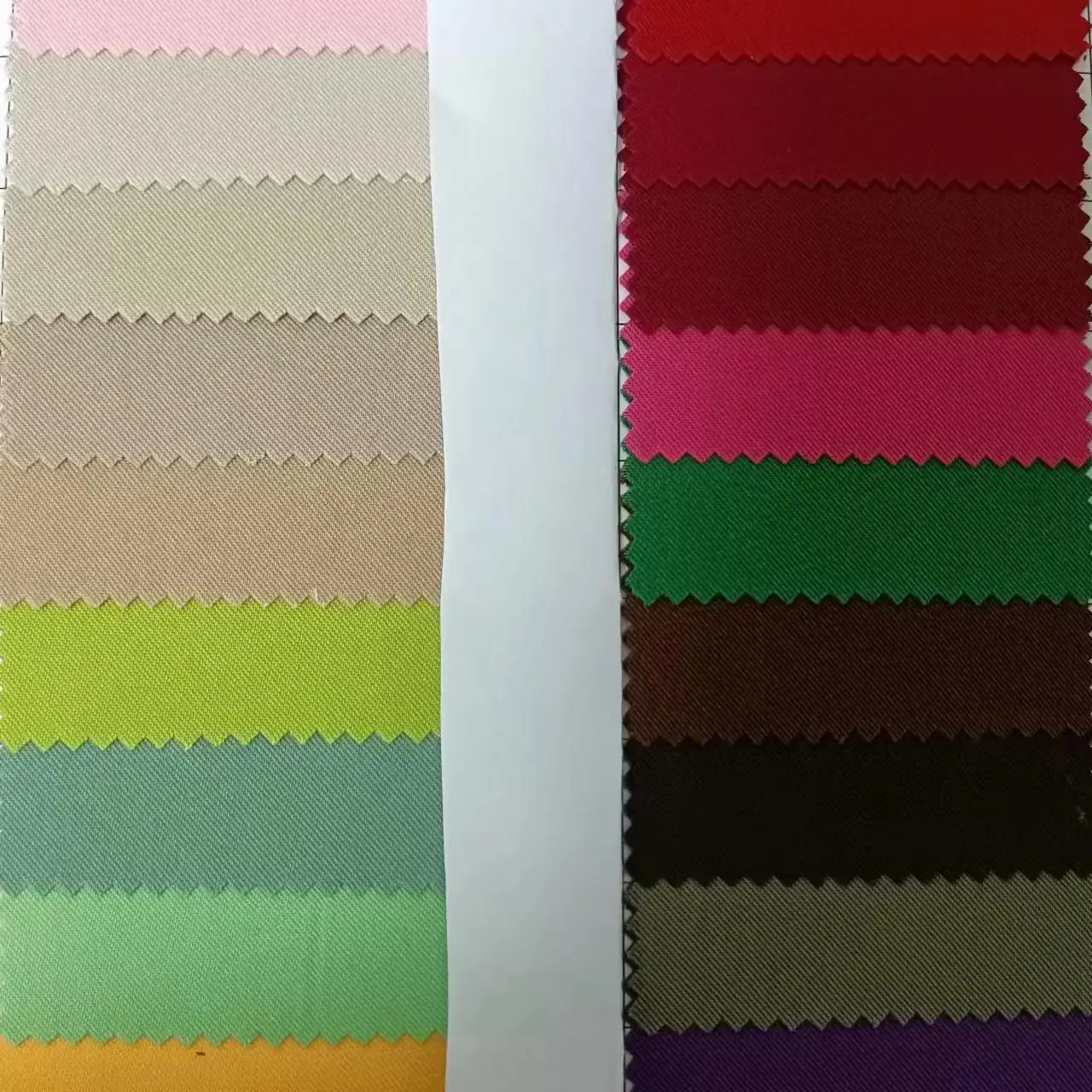 Home Textile 60-140 GSM Solid Color Microfiber Brushed 100% Polyester Dyed Bed Sheet  Fabric Price Per Meter In Rolls