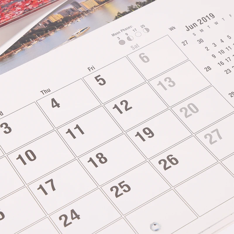 Cheap Wholesale Full Color Custom Design 365 Day Logo Printing New Yearly Monthly Daily Wall Calendar