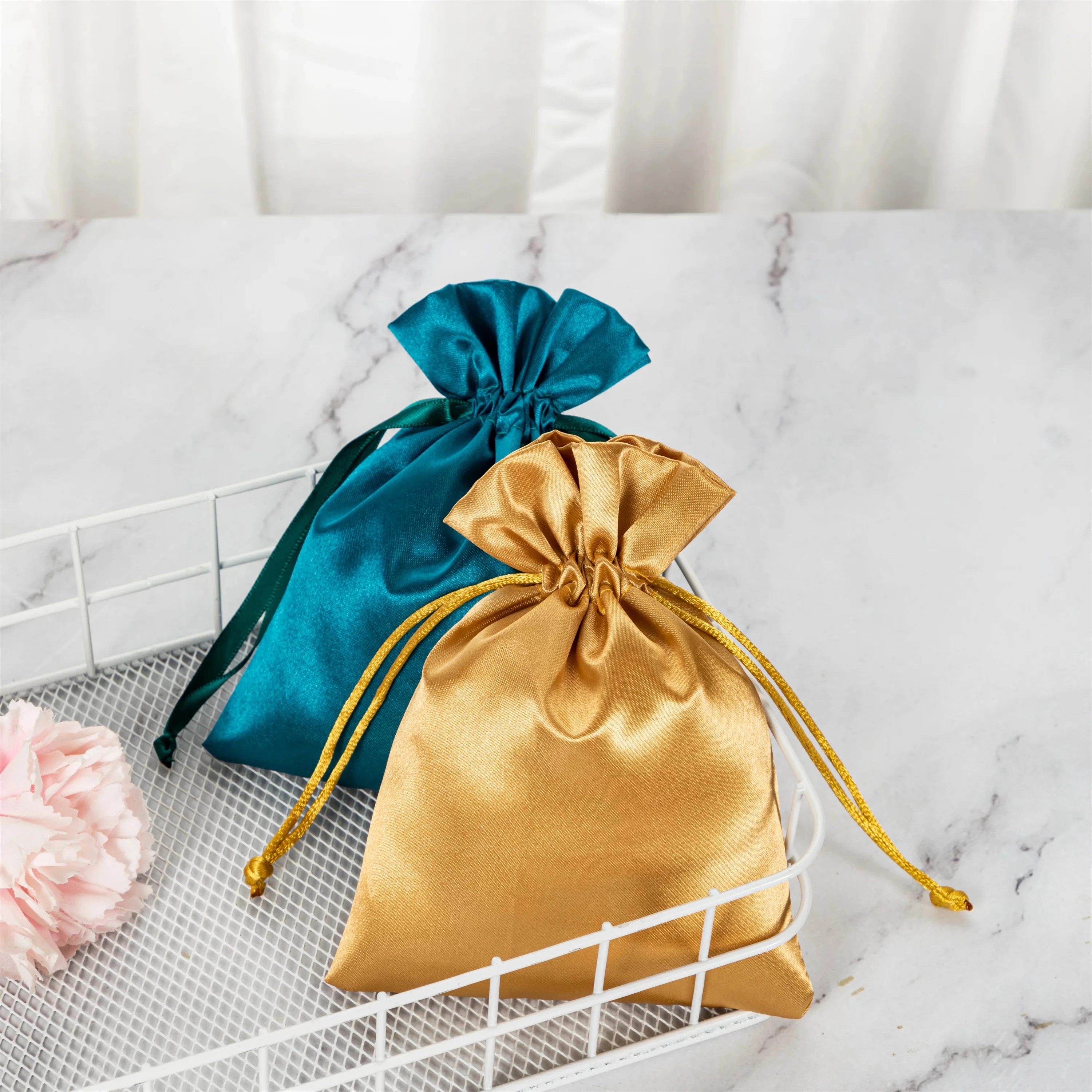 customized luxurious satin  ribbon drawstring  satin  satin bags with logo